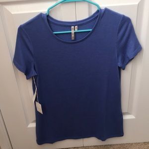 Banana Republic Signature Tee